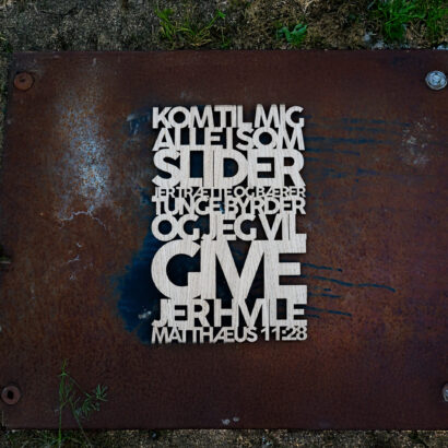 Kom til mig i der slider jer trætte Kom til mig alle i som slider jer trætte