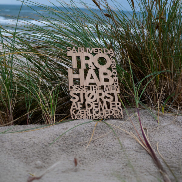 Så bliver da tro håb og kærlighed